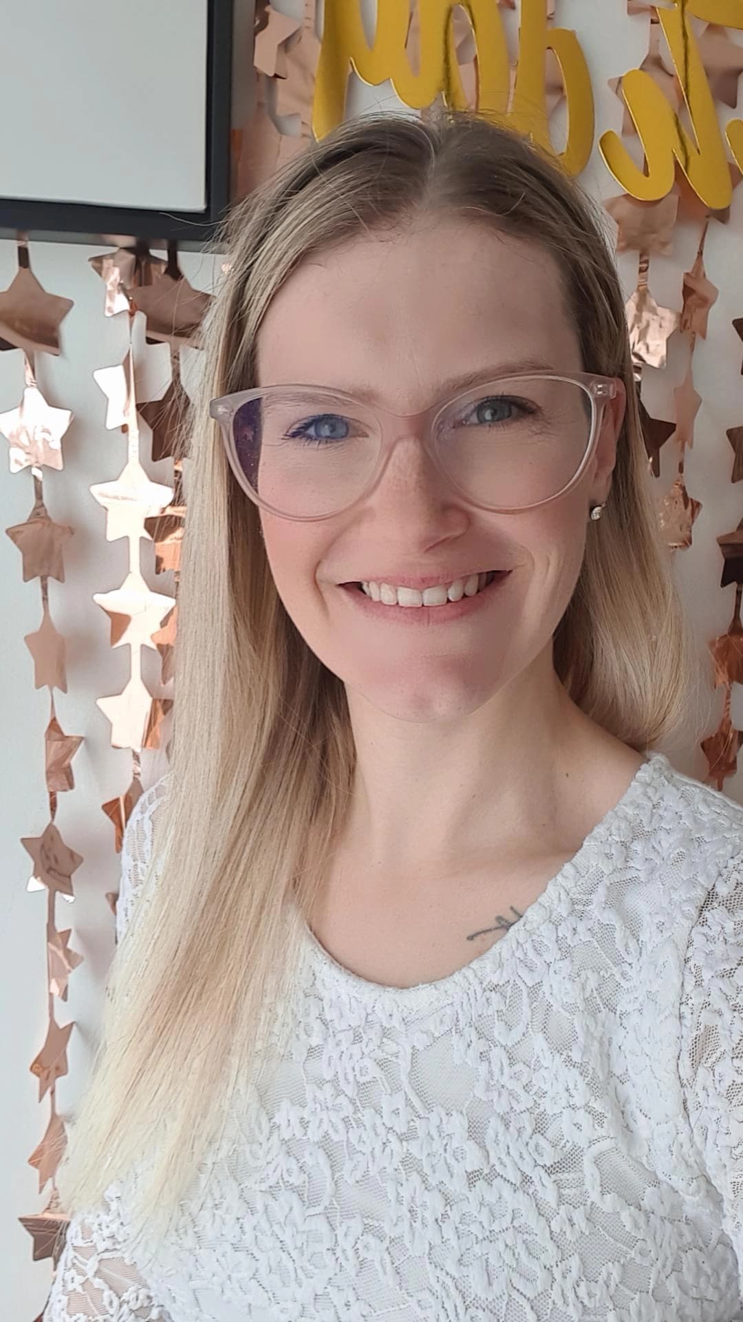 Alex Thompson profile